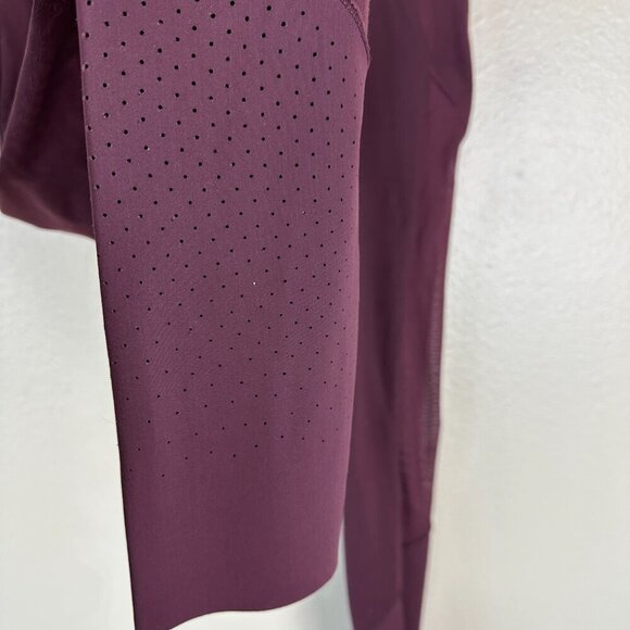 Lululemon Barre Star Leggings Yoga Athleisure Full-On Luon Bordeaux Drama Size 6 - Picture 5 of 5